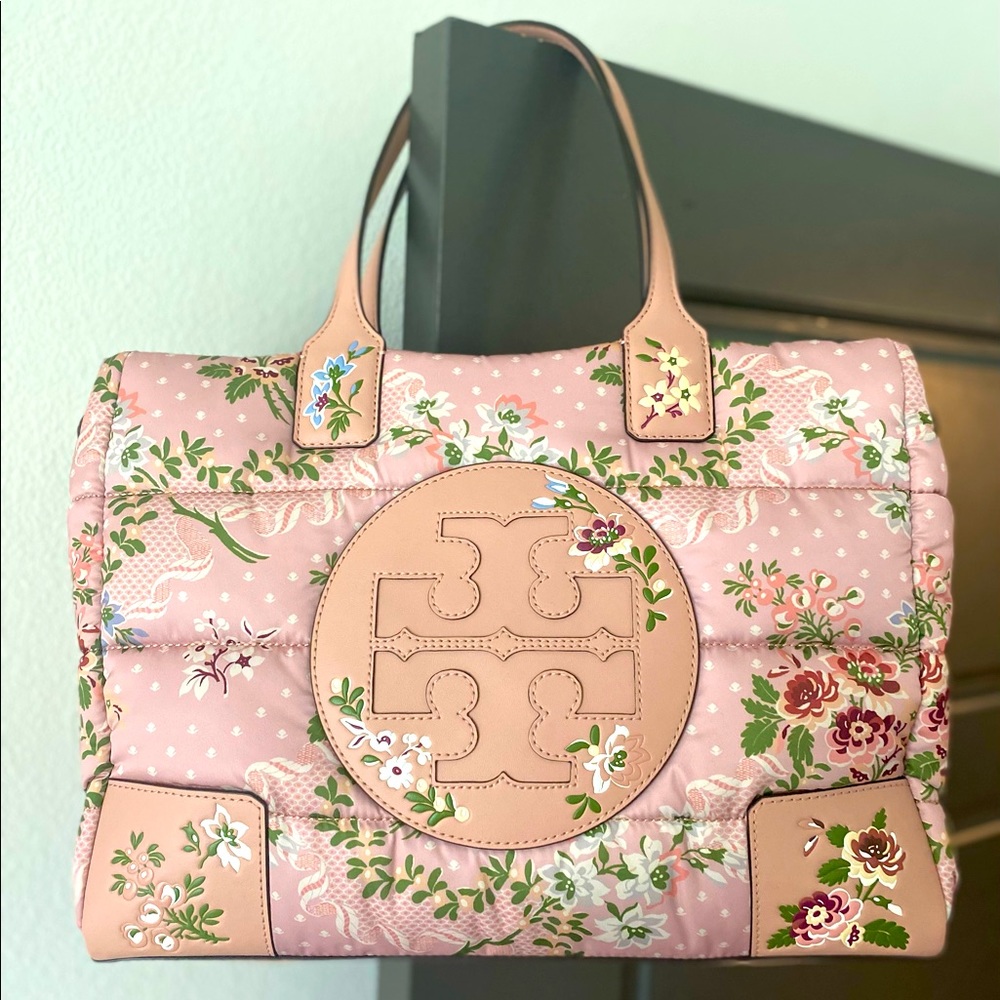 Tory Burch Tote!